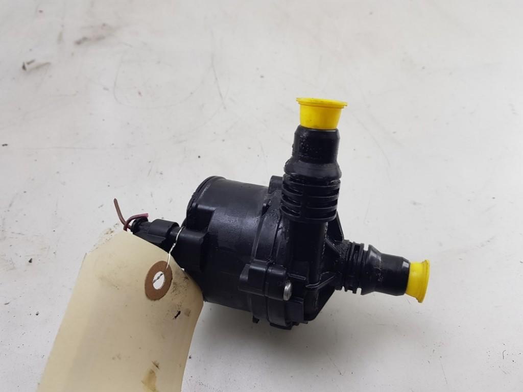 EXTRA EAU POMPE BMW 5 serie Touring (G31) (|6834923|), Utilisé, BMW
