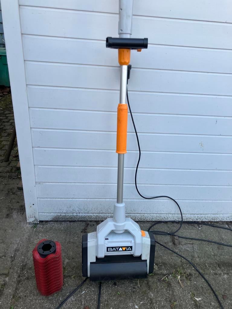 Maxxbrush terrasreiniger, Ophalen