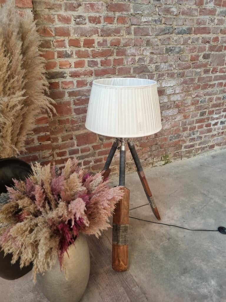 Magnifique lampadaire Riviera Maison Art :, Maison & Meubles, Lampes | Lampes de table, 75 cm ou plus, Landelijk klassiek, Comme neuf