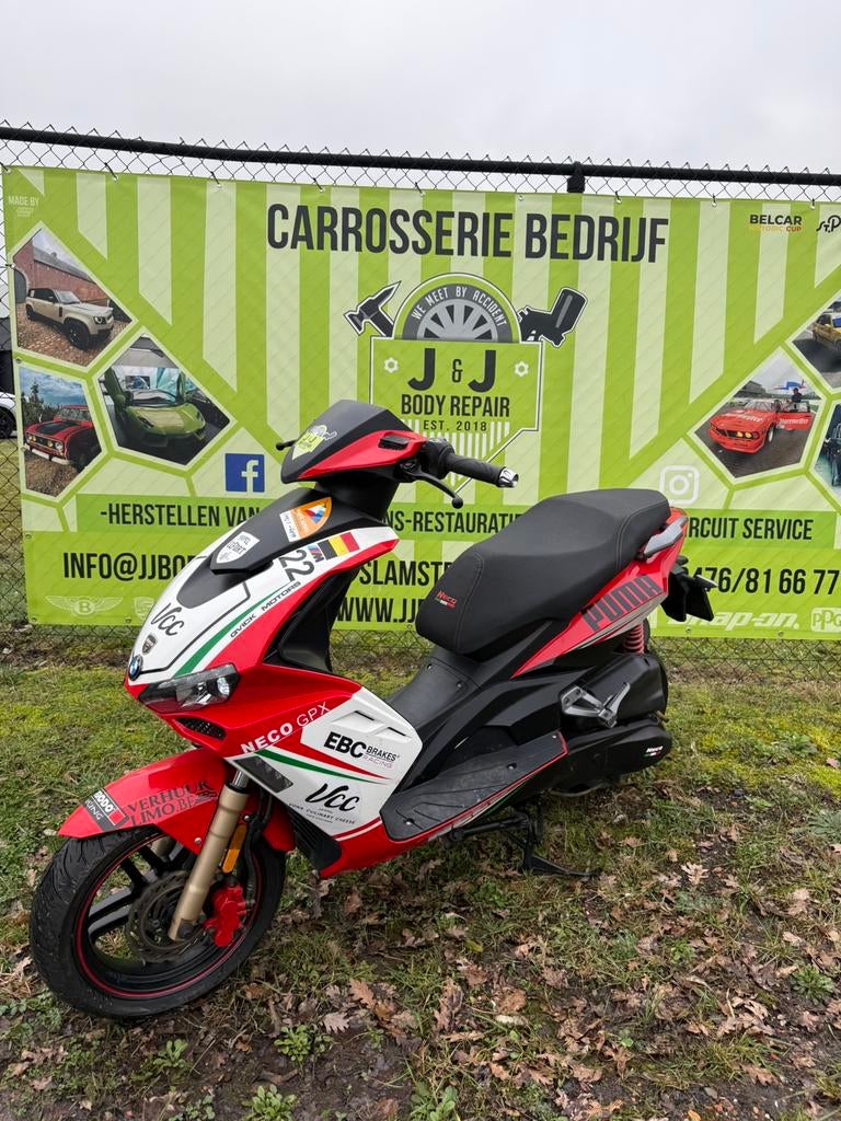 Neco 125cc scoot-moto, Vélos & Vélomoteurs, Enlèvement ou Envoi, Comme neuf