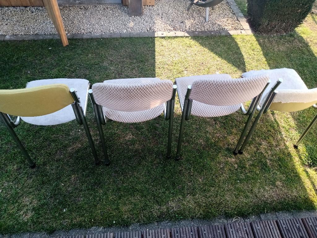 Stoelen gratis, Huis en Inrichting, Stoelen, Ophalen, Gebruikt, Overige kleuren, Retro