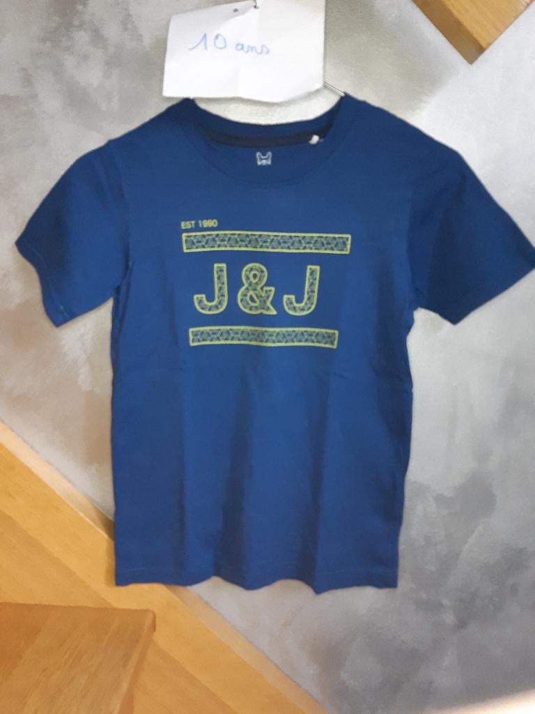T-shirt J&J, 10 ans, Enfants & Bébés, Enlèvement ou Envoi, Utilisé, Garçon, Autres types