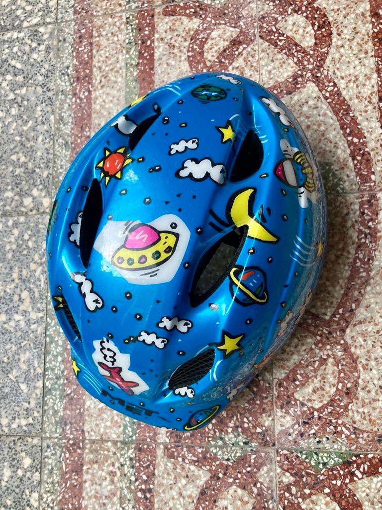 Fietshelmpje maat 46-53, Ophalen, Zo goed als nieuw