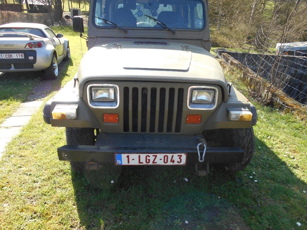 WRANGLER YJ UTILITAIRE 2,5 de 1992 accident avant droit., Autos, Particulier, Essence, Achat, Wrangler