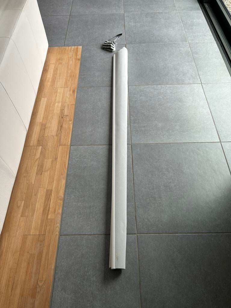 2 stores Luxaflex – 170 cm de large – blanc cassé, Huis en Inrichting, Stoffering | Gordijnen en Lamellen, Zo goed als nieuw, 150 tot 200 cm