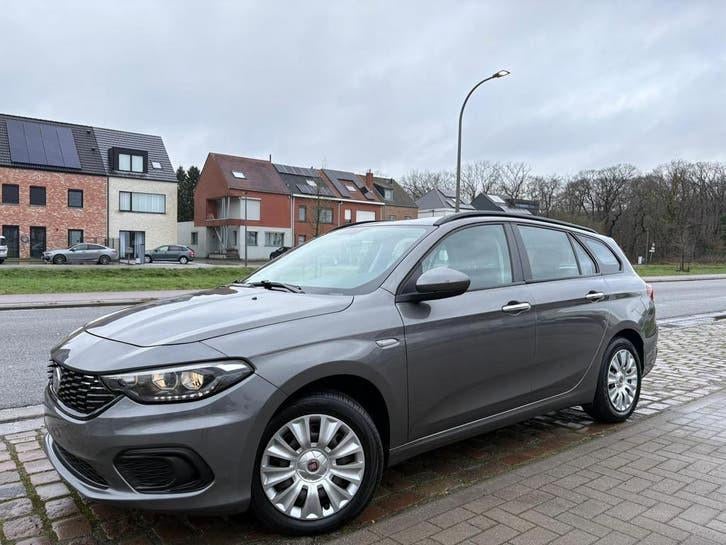 Fiat Tipo | 12 Maanden Garantie | 81 Dkm | Benzine | 2017 |, Auto's, Fiat, Testrit aan huis, Stof, 4 cilinders, 159 cc