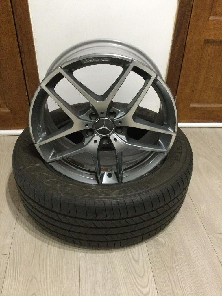 1 Pieces pour reserve ------- GLC 2015 a 2019 Bxl, Cuir, Achat, 5 portes, Automatique