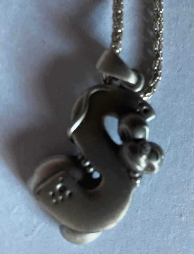 Cadeau lettre S avec chaîne., Collections, Enlèvement ou Envoi, Diddl, Comme neuf, Autres types