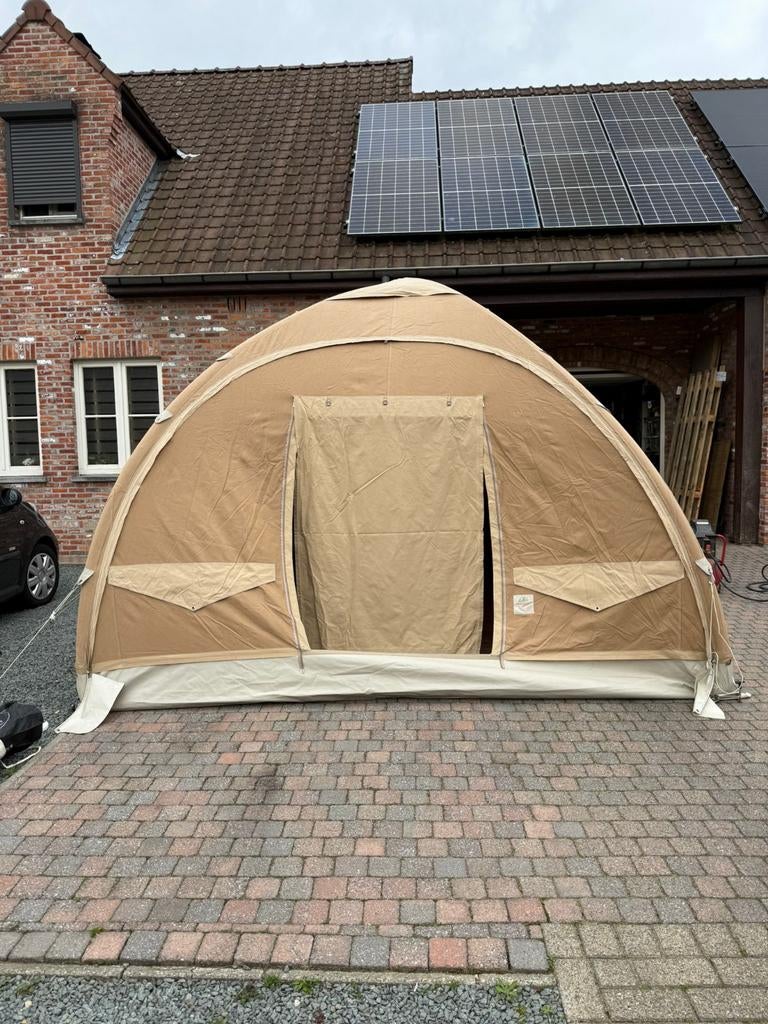 Karsten tent 3,5x3,5m opblaasbaar met alles erop en eraan., Caravans en Kamperen, Tenten, Ophalen