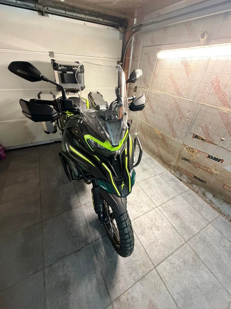 Benelli 702 x, Particulier