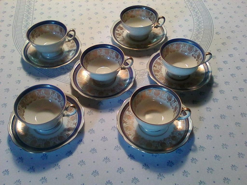 6 Theekopjes met schoteltjes van WAWEL made in Poland -Blauw, Ophalen, Zo goed als nieuw, Porselein, Kop(pen) en/of Schotel(s)