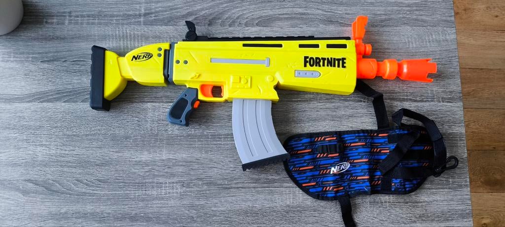 Fortnite Nerf en XShot geweren, Ophalen