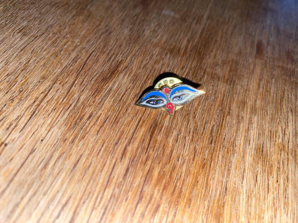 Pin’s Oeil du Bouddha vintage Collector ‘90s Rare ! TB état, Collections, Envoi, Utilisé, Autres sujets/thèmes, Insigne ou Pin's