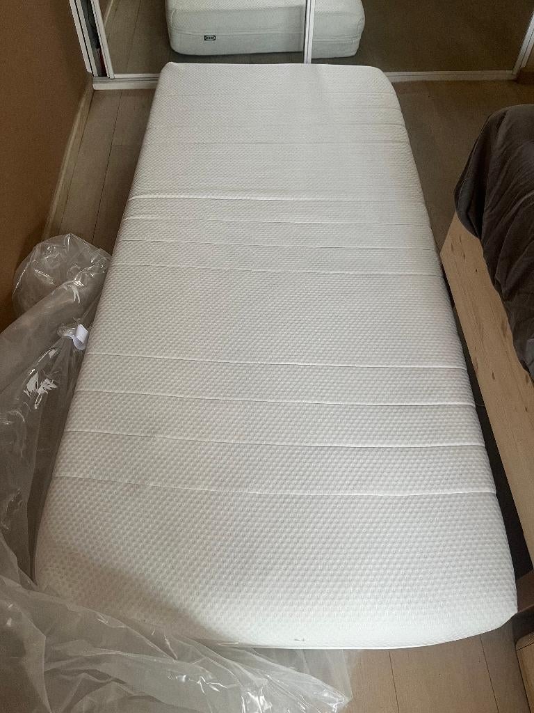 Matelas ferme, 90 cm, Matelas, Enlèvement, 200 cm