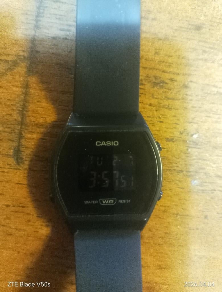 Casio, Bijoux, Sacs & Beauté, Enlèvement ou Envoi