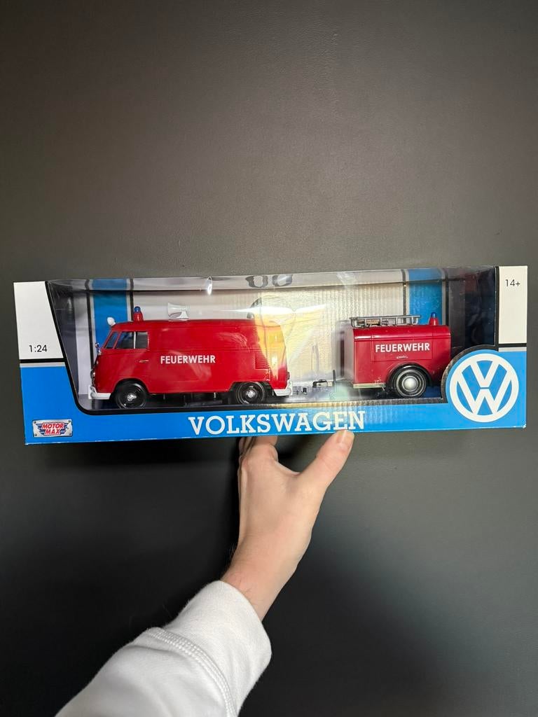 Volkswagen Feuerwehr T1Bus 1/24, Ophalen of Verzenden, Zo goed als nieuw