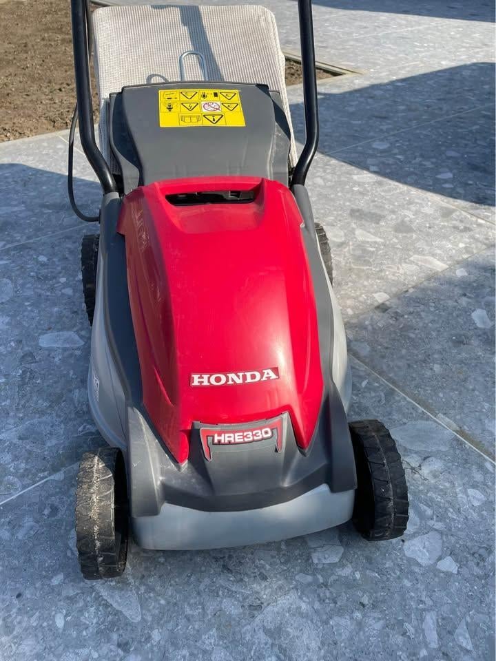 Honda HRE330 grasmaaier, Ophalen, Honda, Gebruikt, Elektrische grasmaaier