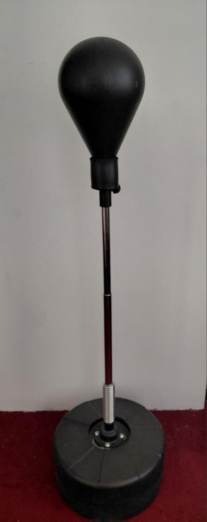 DOMYOS Punching ball avec socle lestable - noir en forme de, Sports & Fitness, Enlèvement