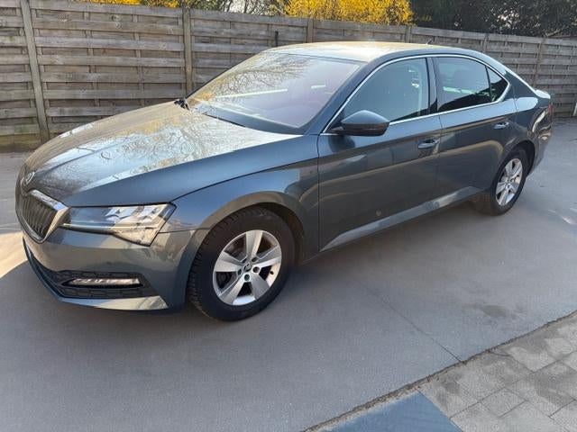 Skoda Superb 1.5 Tsi benzine Bouwjaar 11/2021, Auto's, USB, Leder, Bedrijf, 5 deurs