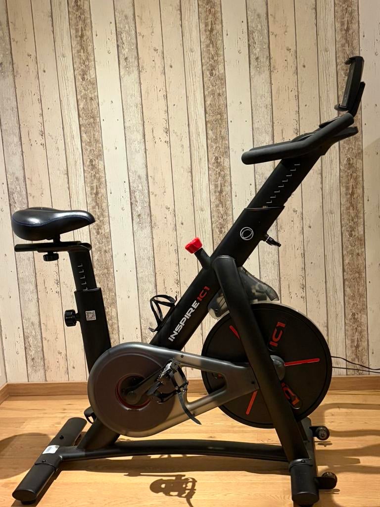 Gamme complète pour l'entraînement, Sports & Fitness, Équipement de fitness, Utilisé, Autres types, Bras, Jambes, Pectoraux, Abdominaux