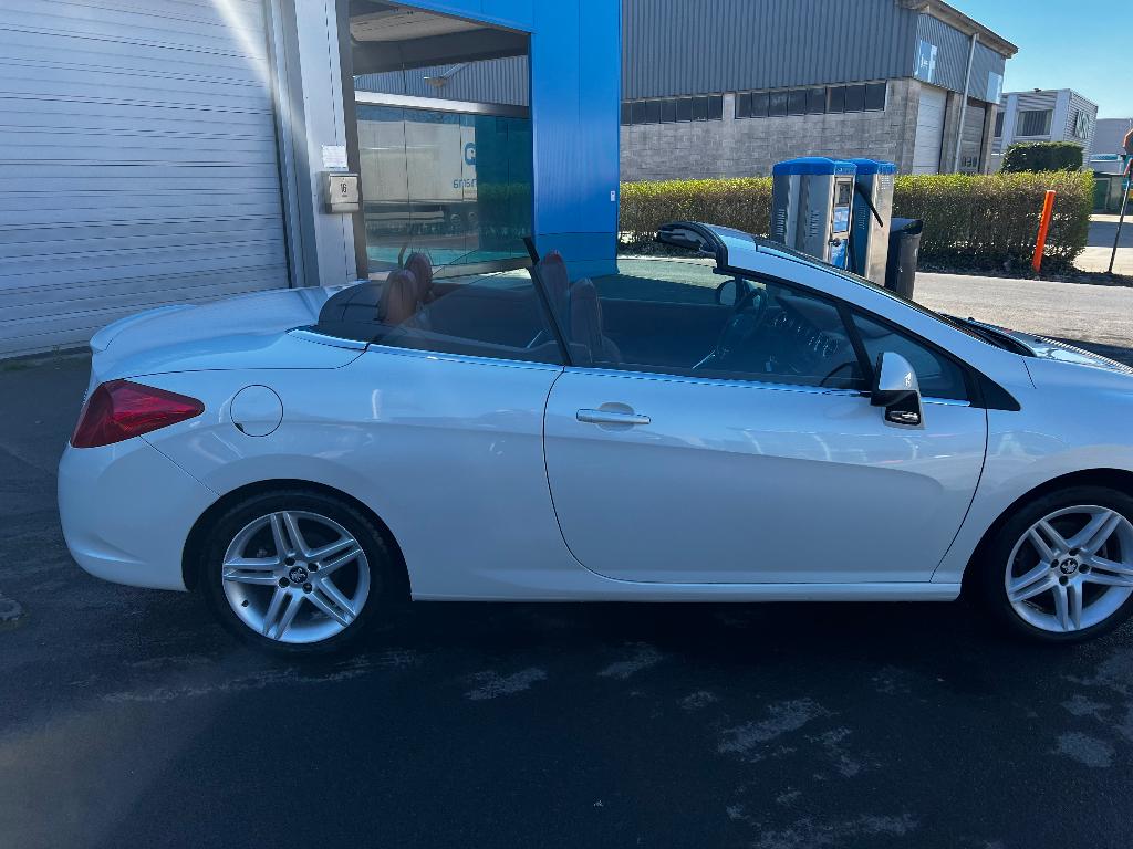peugeot 308 caberolet in topuitvoering fulle optie, Cuir, Euro 5, Achat, https://public.car-pass.be/vhr/3da3d725-7257-427e-8c32-b7ed8560b9a8