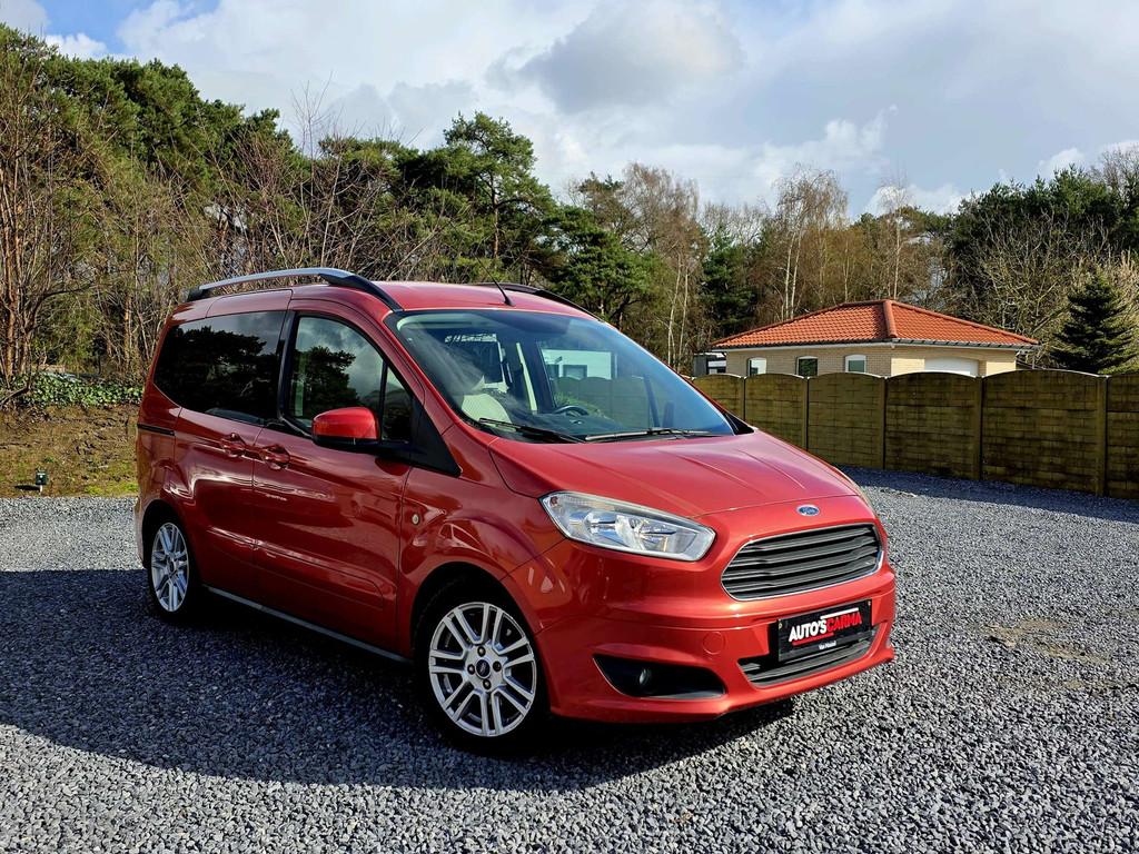 Ford Tourneo Courier 1.5 TDCi Titanium 5 ZIts Airco ElektrR, Auto's, Ford, Stof, Zwart, 4 cilinders, https://public.car-pass.be/vhr/8f1e2521-ca35-4ab7-975b-4758e5cb8db1