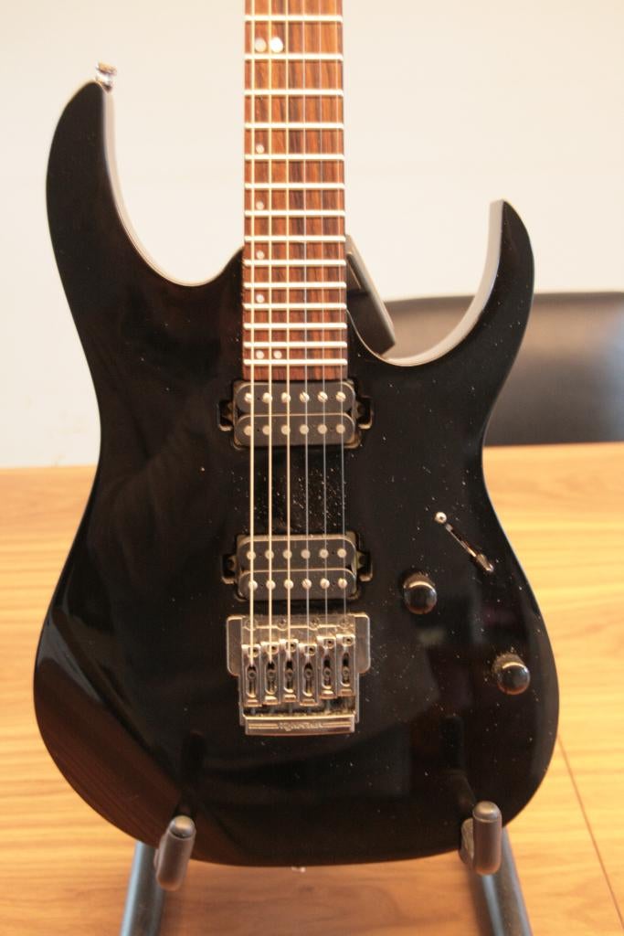 Ibanez Premium RG821, Muziek en Instrumenten, Snaarinstrumenten | Gitaren | Elektrisch, Ophalen, Zo goed als nieuw, Solid body