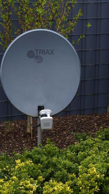 Triax satellietschotel, Audio, Tv en Foto, Schotelantennes, Ophalen, Gebruikt, (Schotel)antenne, Overige merken