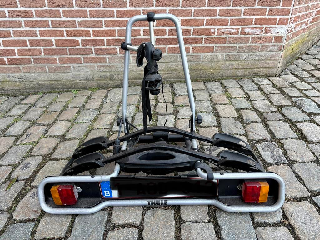 THULE fietshouder, Ophalen, Brede banden, Zo goed als nieuw, 2 fietsen