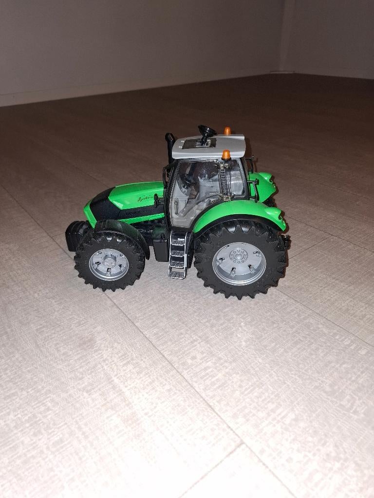 Bruder Deutz Agrotron X720, Kinderen en Baby's, Speelgoed |Speelgoedvoertuigen, Ophalen