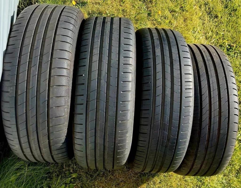 4 très bons pneus été 205/55-16, jantes Skoda, Pneus et Jantes, 16 pouces, Pneus été, 205 mm