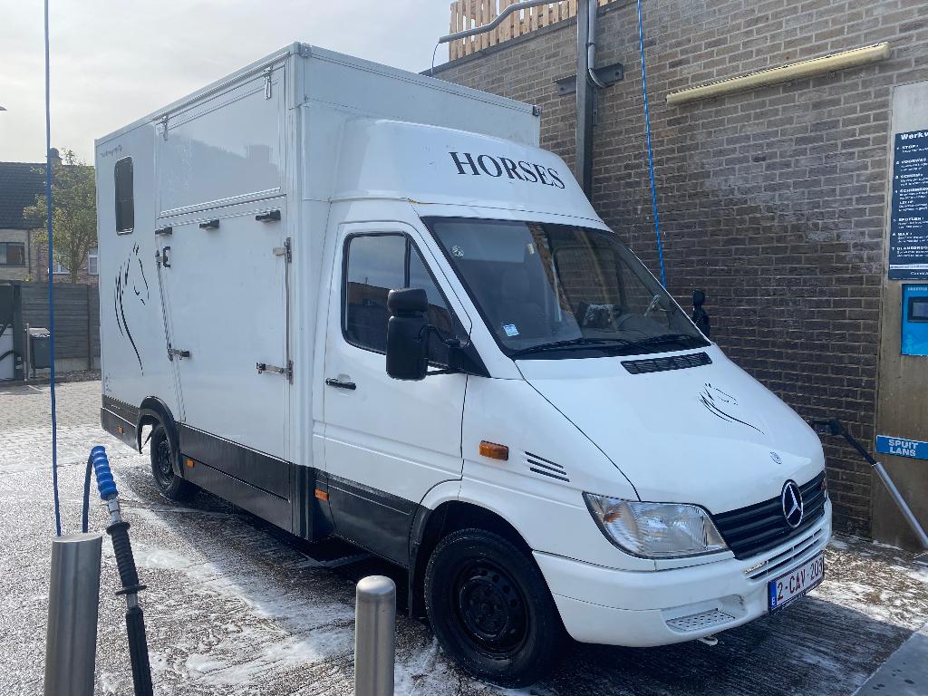 Paardencamionette uit 2002 met nieuwe opbouw, Dieren en Toebehoren, Paarden en Pony's | Trailers en Aanhangwagens, Ophalen, Gebruikt