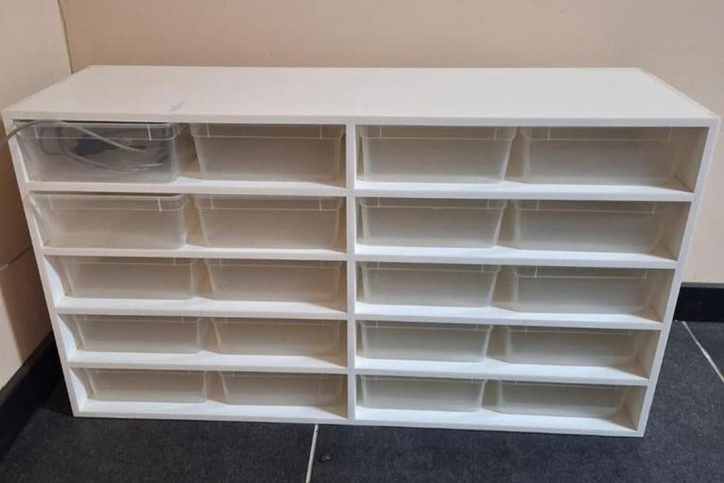 GEZOCHT BRAPLAST RACK, Ophalen