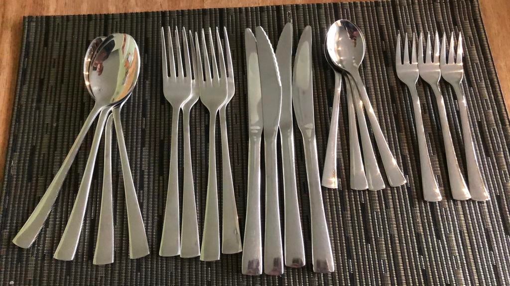 Bestek Couvert royale, Maison & Meubles, Cuisine | Couverts, Enlèvement ou Envoi, Comme neuf