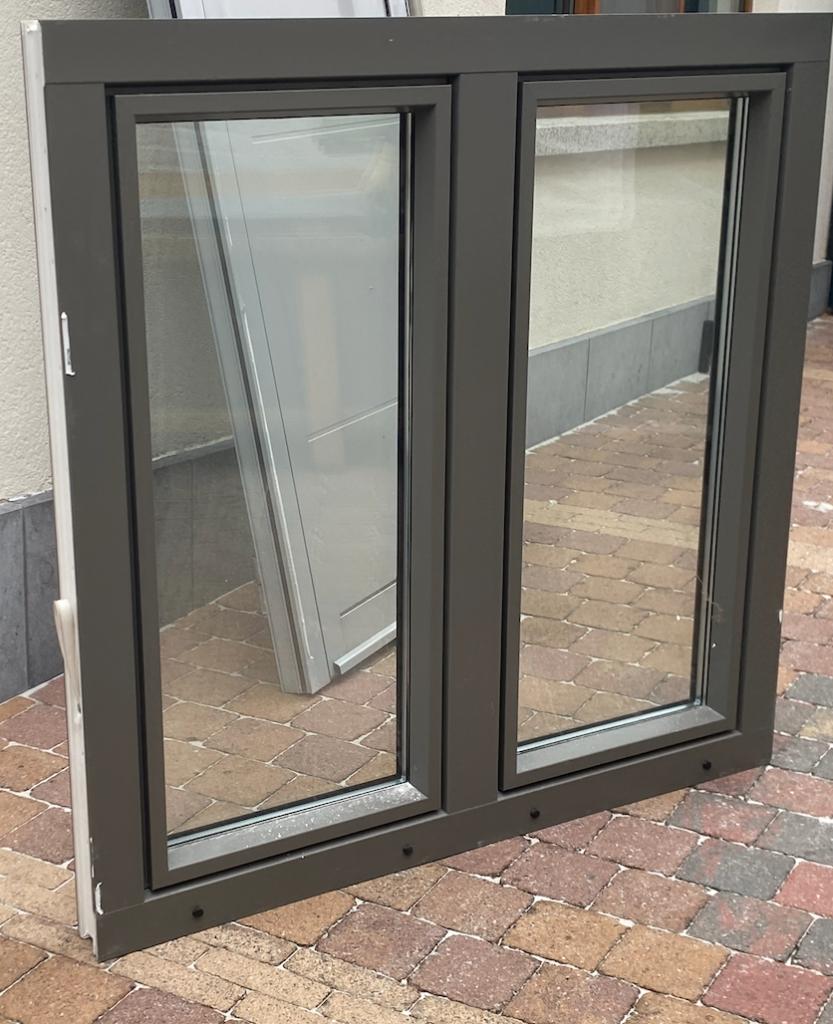 Fenêtre d'exposition en PVC, Bricolage & Construction, Vitres, Châssis & Fenêtres, Enlèvement, Neuf, Double vitrage