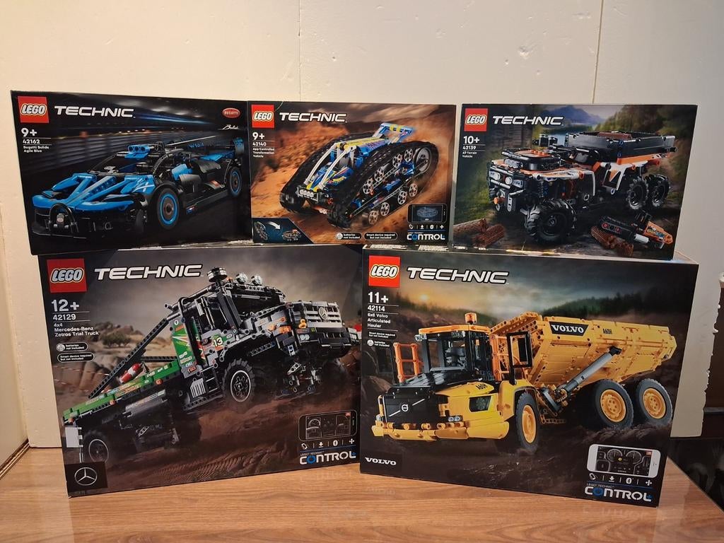 Lego Technic, Alle sets zijn nieuw, verzegeld, uit productie, Lego, Nieuw, Ophalen of Verzenden, Technic