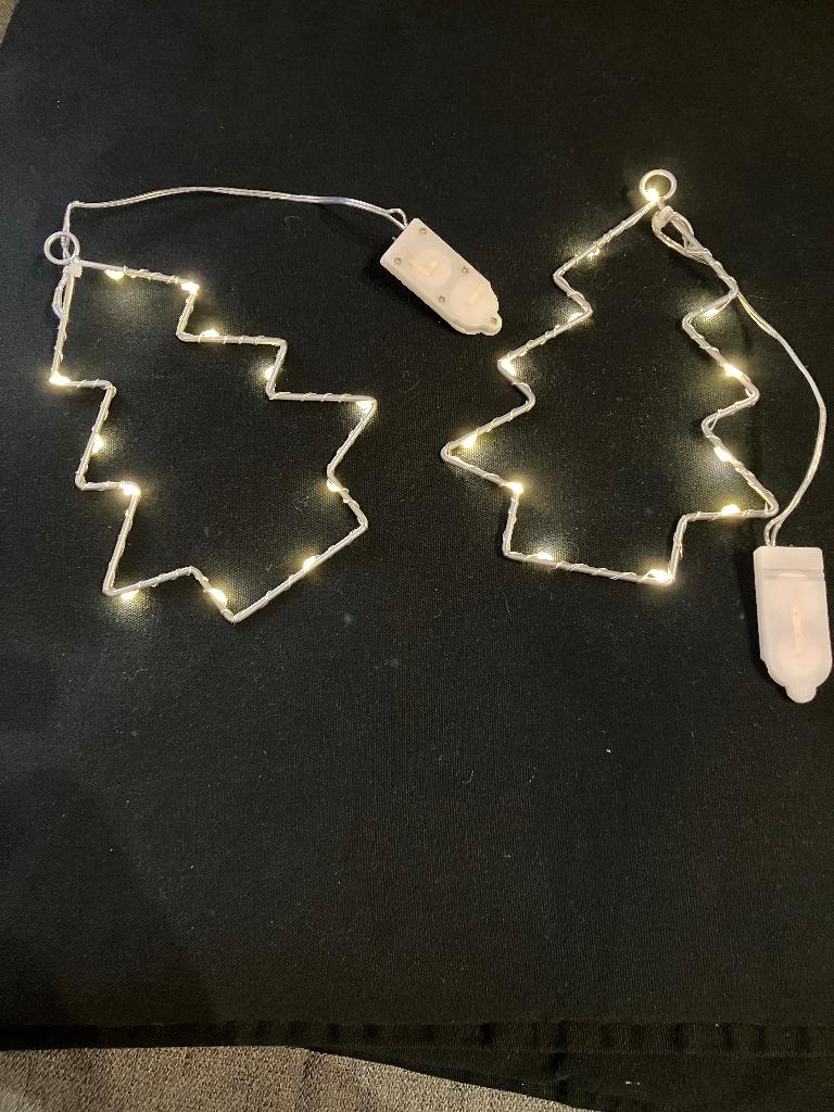 2 raamkerstboompjes, Ophalen of Verzenden, Zo goed als nieuw