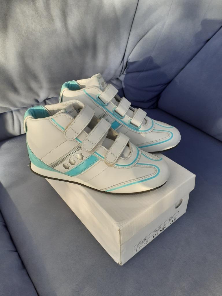 Nieuwe meisjessportschoenen!!, Neuf, Enlèvement ou Envoi, CKS, Chaussures de sport