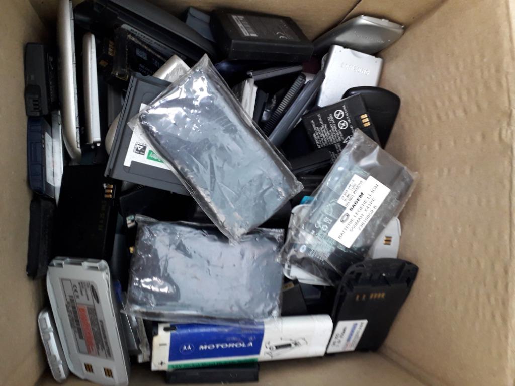 LOT 105 BATTERI, Telecommunicatie, Mobiele telefoons | Batterijen en Accu's, Ophalen, Gebruikt, Overige merken, Verhoogde capaciteit