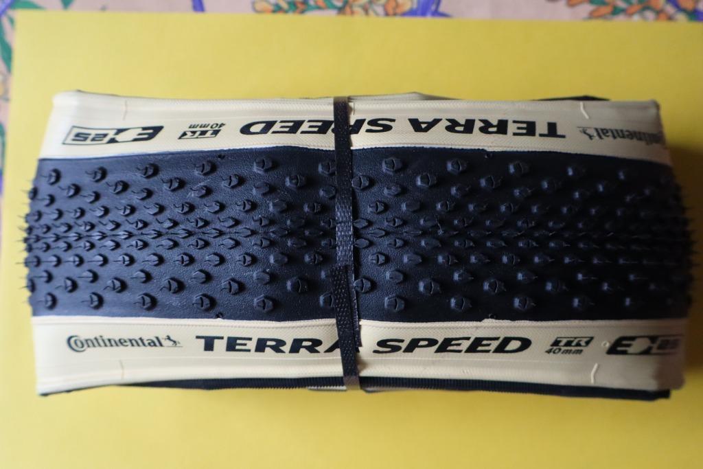 Pneu Gravel  CONTINENTAL  TERRA SPEED, Enlèvement ou Envoi, Neuf