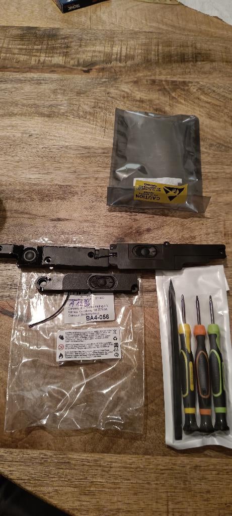 Speakers MacBook pro 15inch  2010-2012 a1286, Computers en Software, Ophalen of Verzenden, Nieuw, MacBook