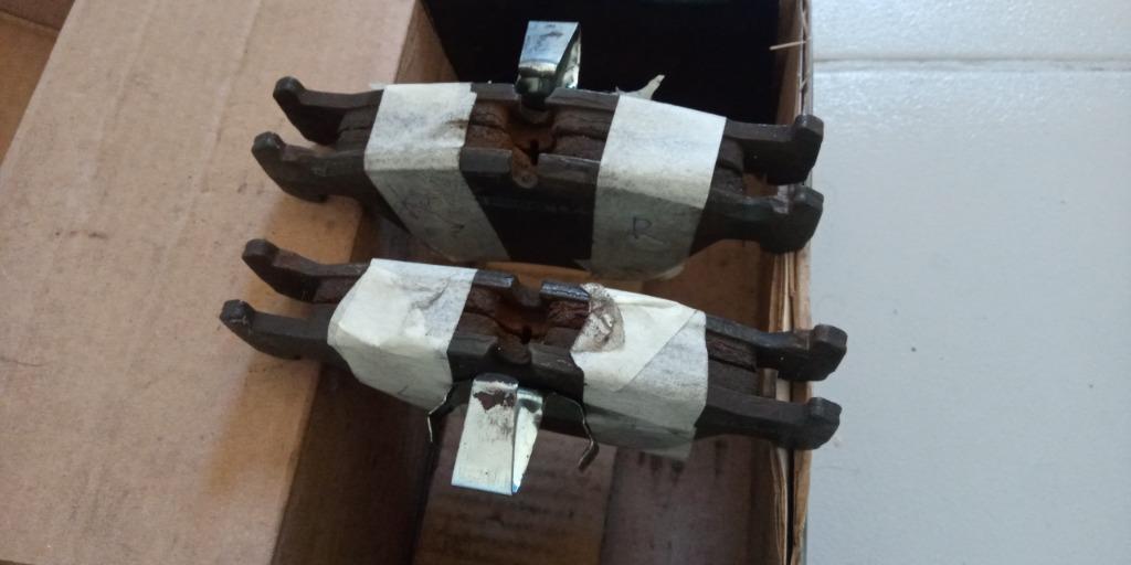 Plaquettes de frein BMW E46 330i 330D Ferodo DS2500, Enlèvement ou Envoi, Utilisé, BMW