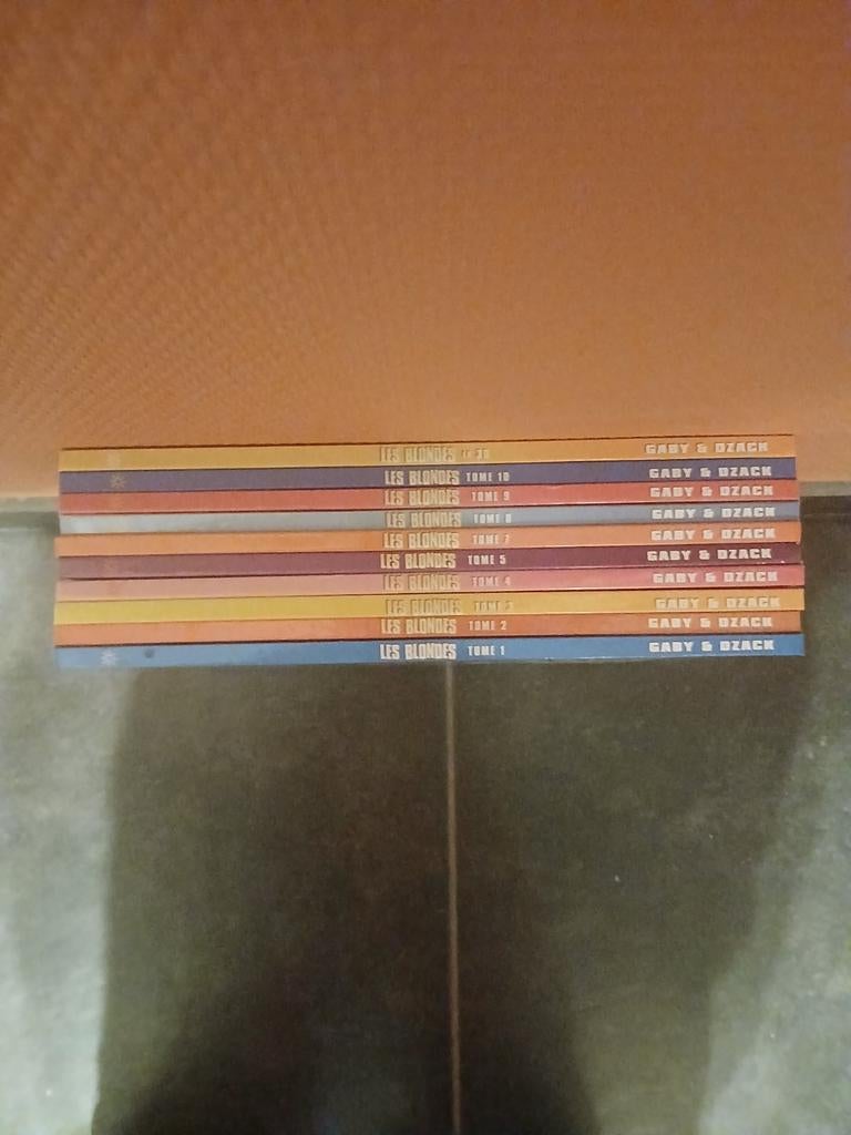 Lot de 10 bd les blondes, Enlèvement ou Envoi