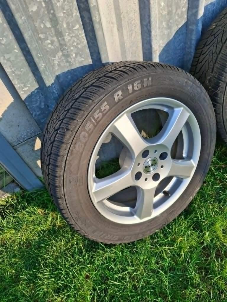 Pneus d'hiver sur jantes Enzo, Pneus et Jantes, Pneus hiver, 16 pouces, Véhicule de tourisme