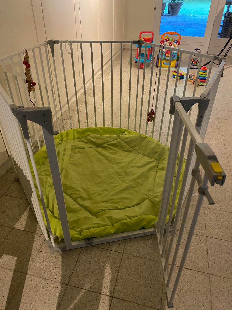 Omheining incl. Dekentje voor baby of hondje, Ophalen, Zo goed als nieuw, Overige typen