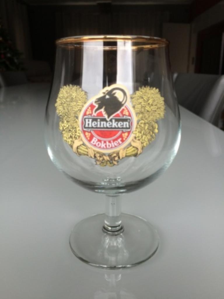 Bierglazen, Verzamelen, Glas en Drinkglazen, Zo goed als nieuw, Bierglas, Ophalen of Verzenden