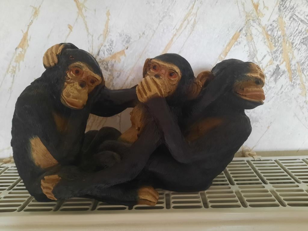 Entendre, voir et faire taire les singes, décoration, Enlèvement, Comme neuf