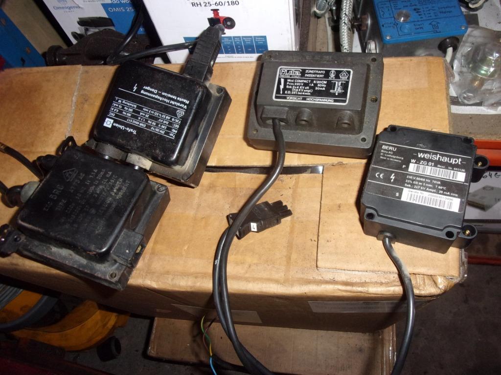 pièces brûleur mazout,moteur ,transfo,accrocheur ets, Bricolage & Construction, Enlèvement, Utilisé, Autres types