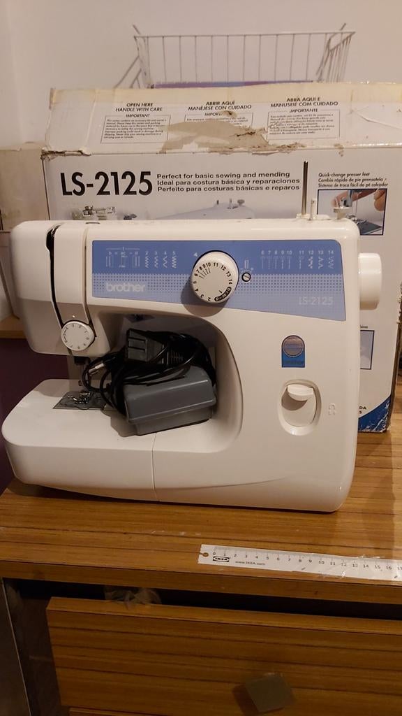 Machine a coudre brother LS-2125, Hobby & Loisirs créatifs, Machines à coudre & Accessoires, Enlèvement ou Envoi, Brother