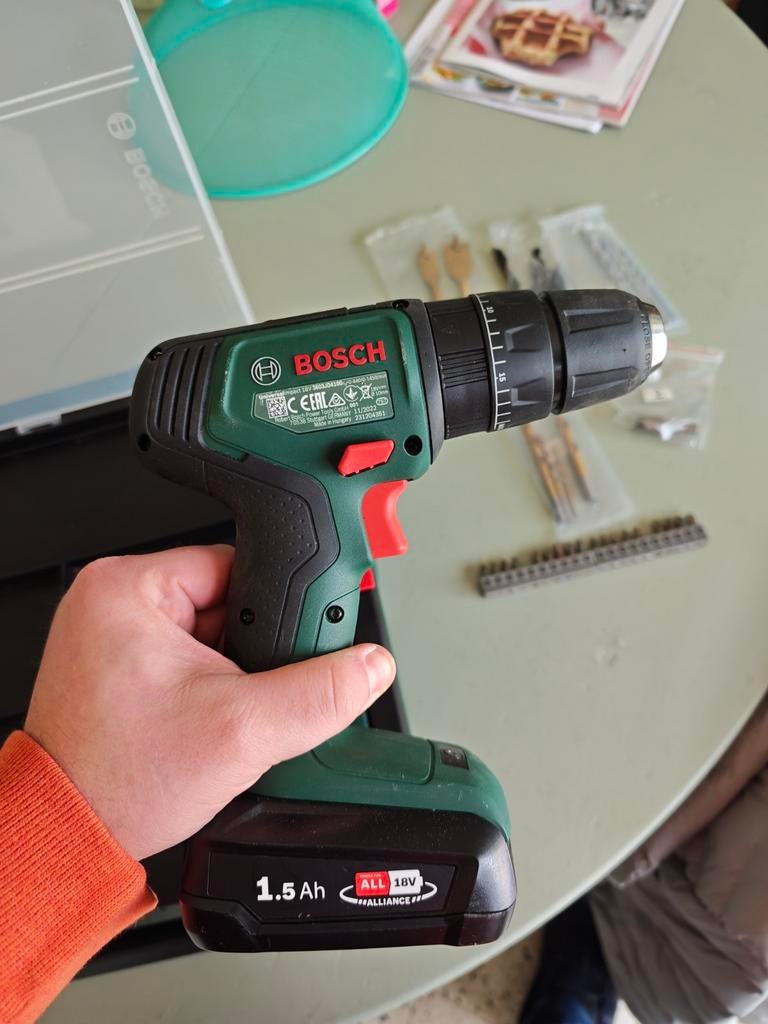 Bosch 18V klopboor schroef machine zo goed als nieuw, Ophalen